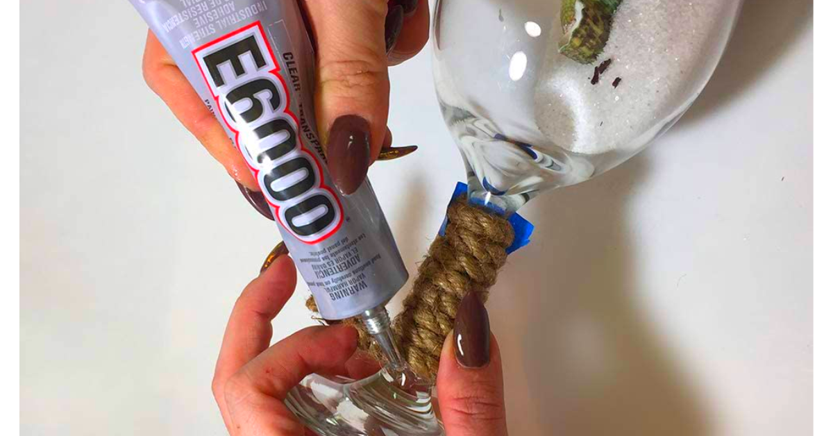 E6000 vs. B7000 Sticky Aide