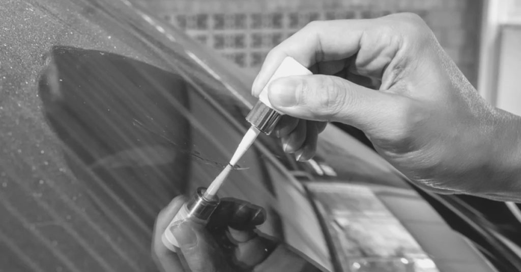 Applying Super Glue to Fix Broken Glass