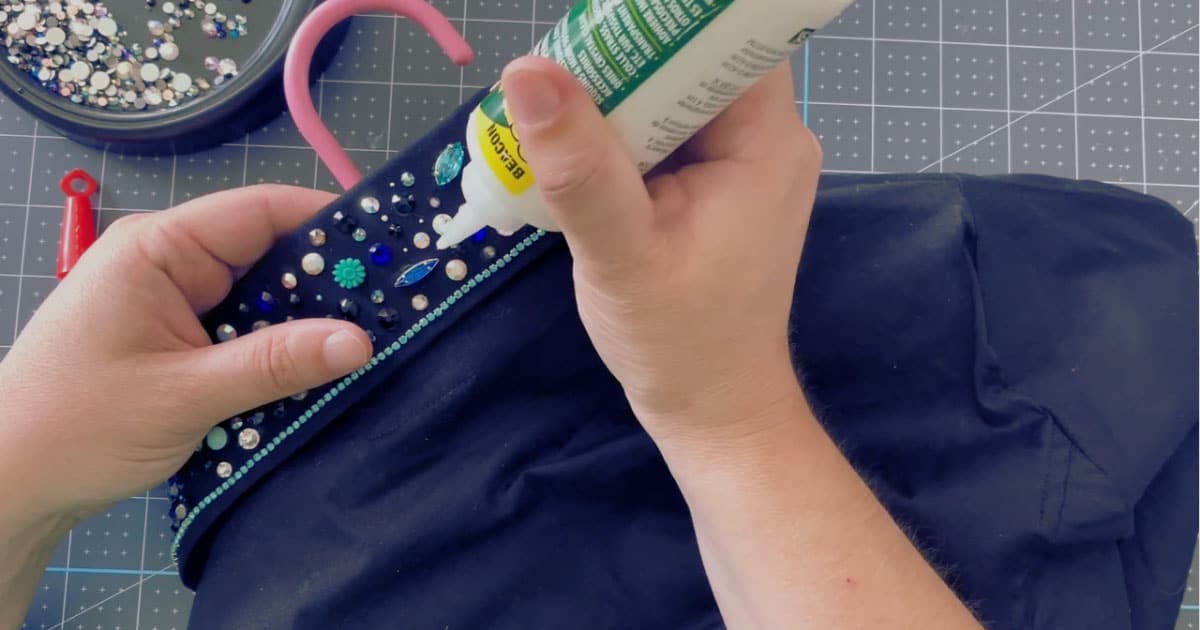 Gem Tac Vs. E6000 Top 4 Differences Sticky Aide